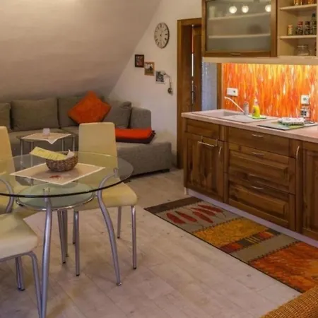 In Niedergurig Mit Grill, Sauna Und Garten Apartament Malschwitz